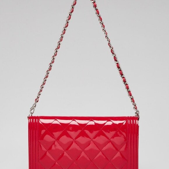 Chanel Dark Pink Quilted Patent Leather Boy WOC Clutch Bag - Picture 4 of 13